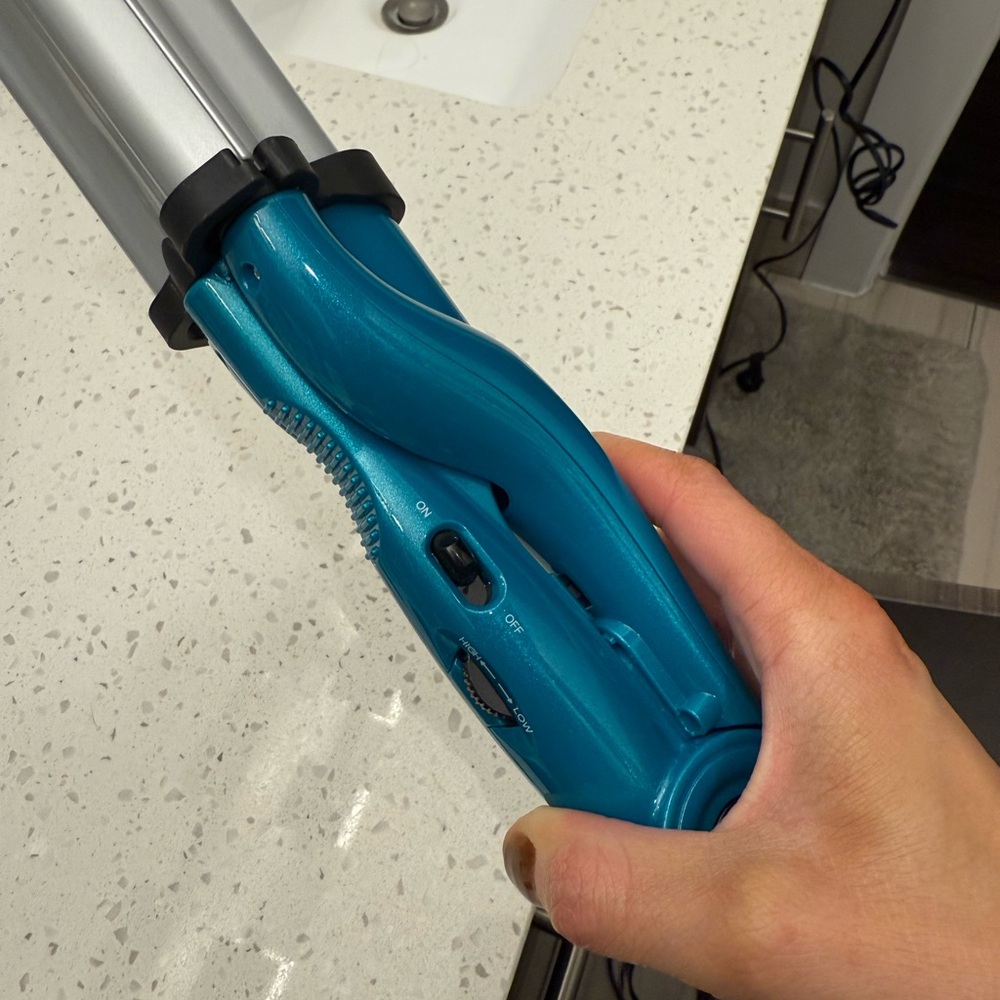 Bed Head Wave Artist Hair Waver - Picture 11 of 12